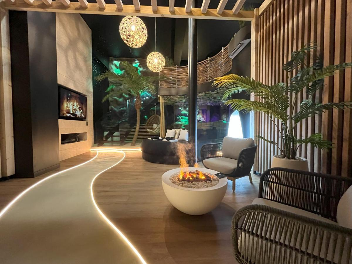 Omira - Nuits D'Exception & Spa Бордо Экстерьер фото